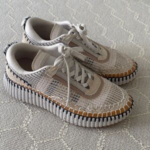 Chloe Sneakers in very good condition!